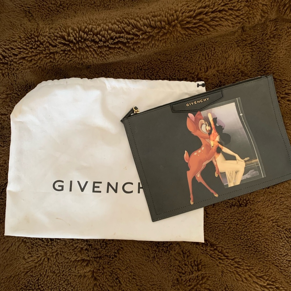 Givenchy - Large Clutch - Black